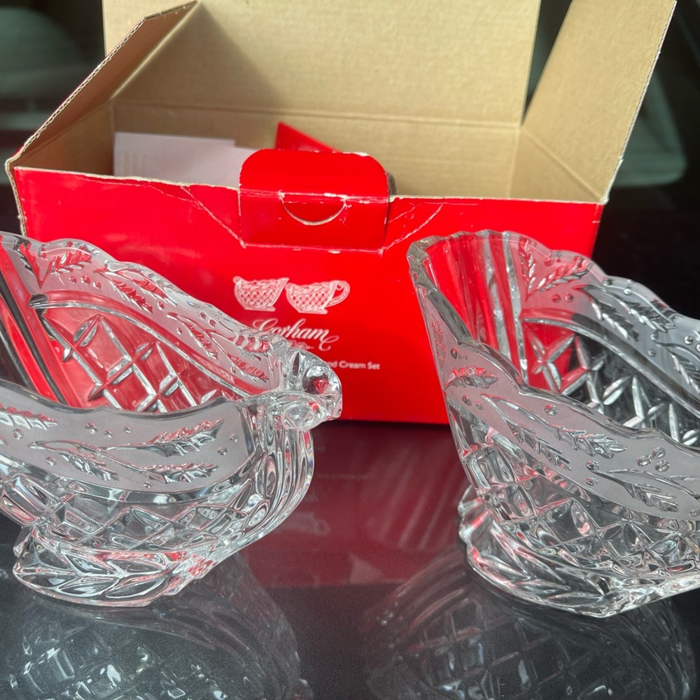 1997 Gorham Holiday Creamer and Sugar crystal